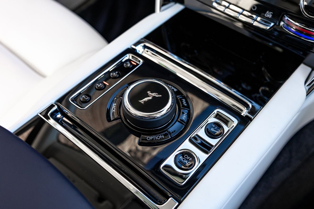 2025 Rolls-Royce Cullinan Series II