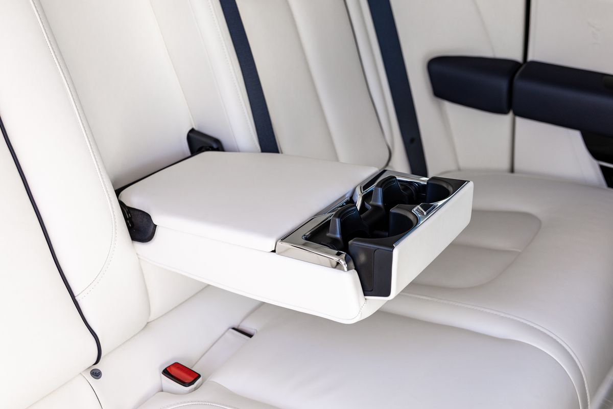 2025 Rolls-Royce Cullinan Series II