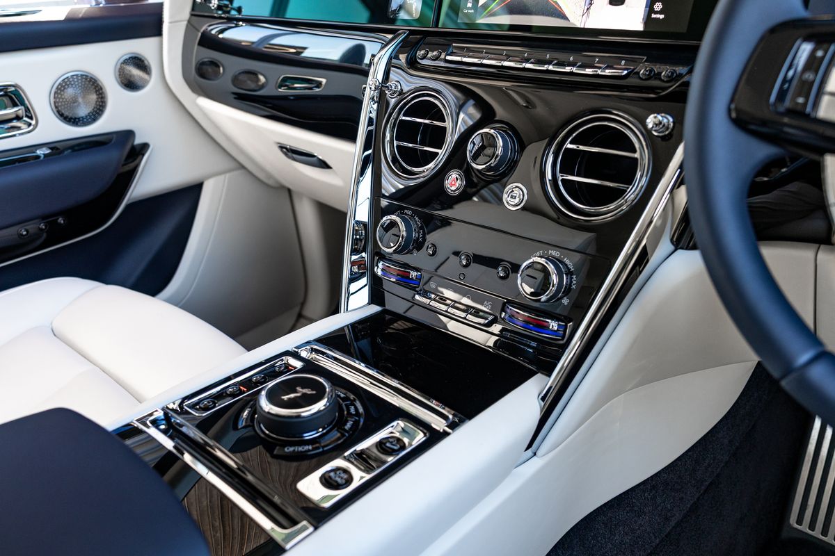 2025 Rolls-Royce Cullinan Series II