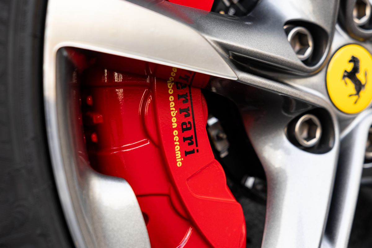 2022 Ferrari SF90 Spider Assetto Fiorano