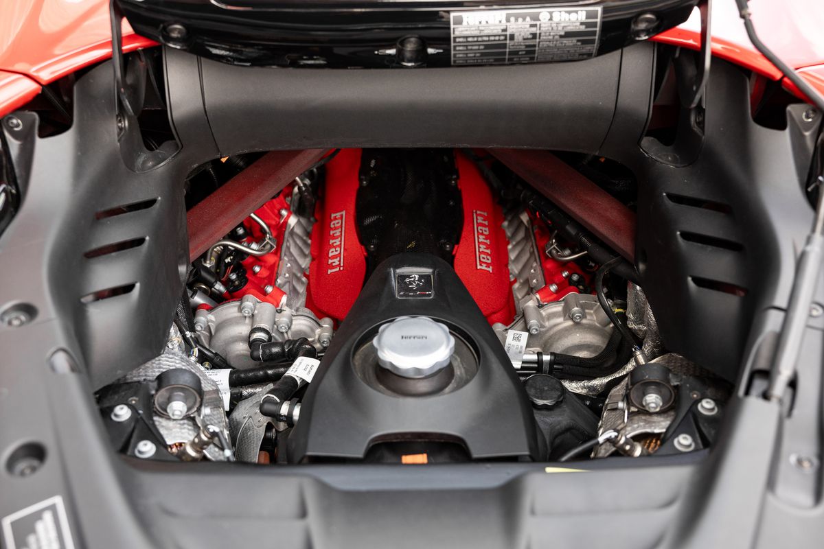 2022 Ferrari SF90 Spider Assetto Fiorano