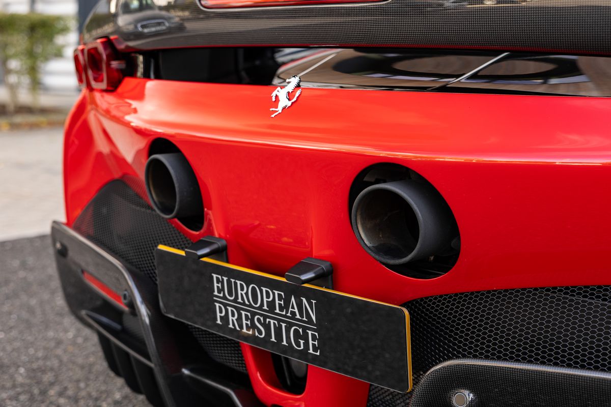 2022 Ferrari SF90 Spider Assetto Fiorano