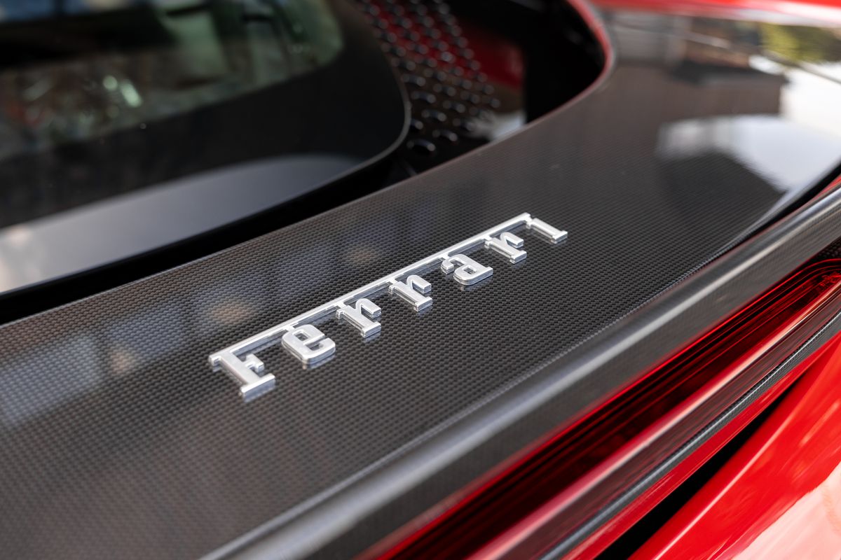 2022 Ferrari SF90 Spider Assetto Fiorano