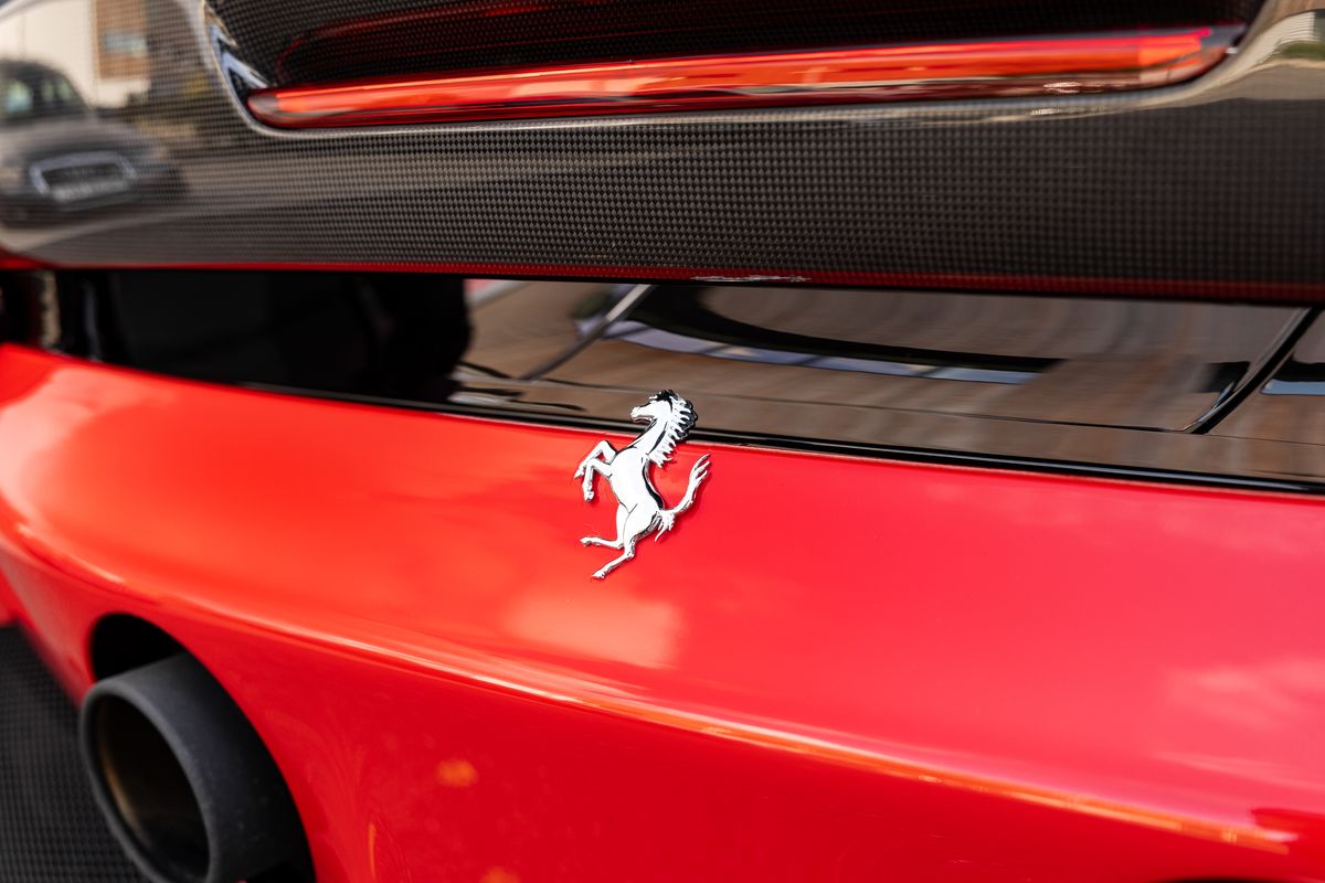 2022 Ferrari SF90 Spider Assetto Fiorano