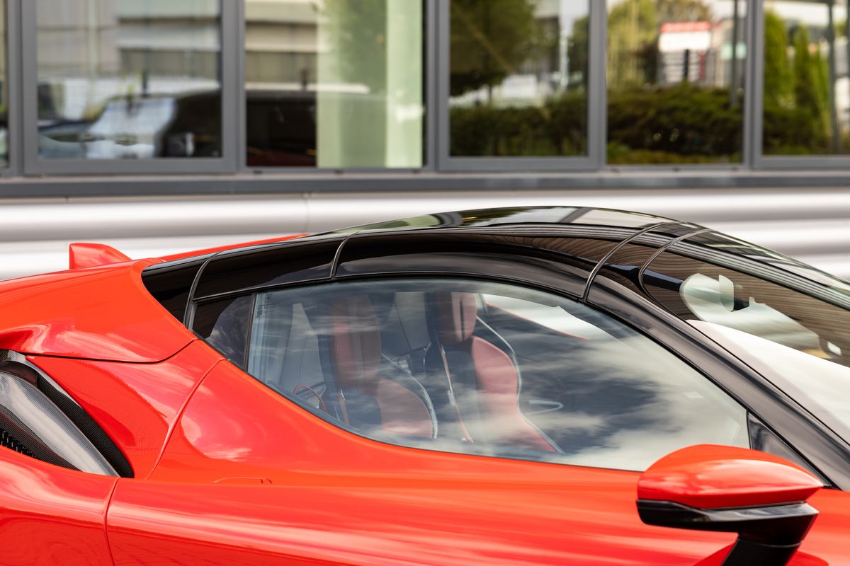 2022 Ferrari SF90 Spider Assetto Fiorano