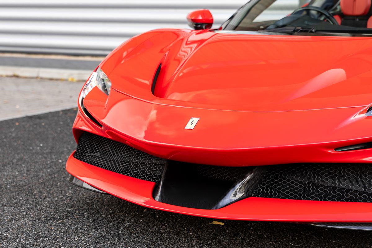 2022 Ferrari SF90 Spider Assetto Fiorano