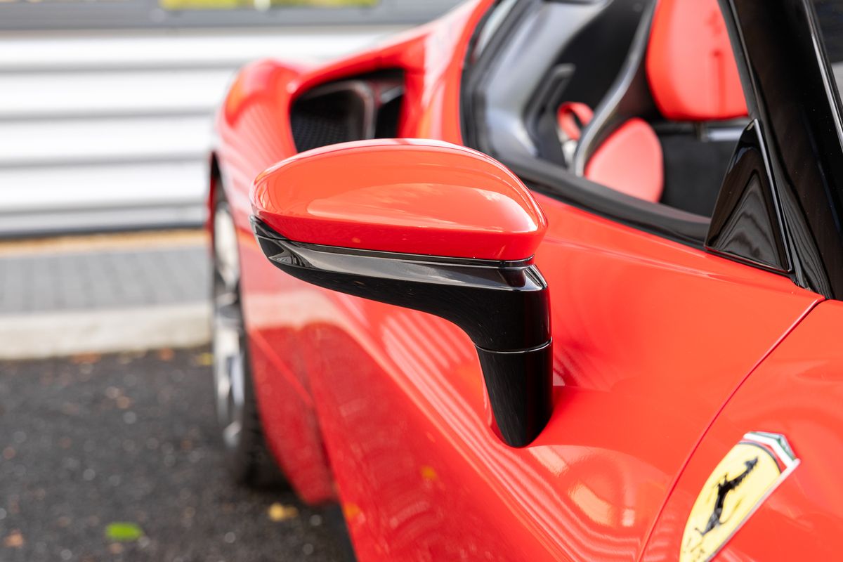 2022 Ferrari SF90 Spider Assetto Fiorano