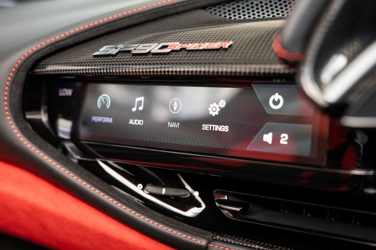 2022 Ferrari SF90 Spider Assetto Fiorano