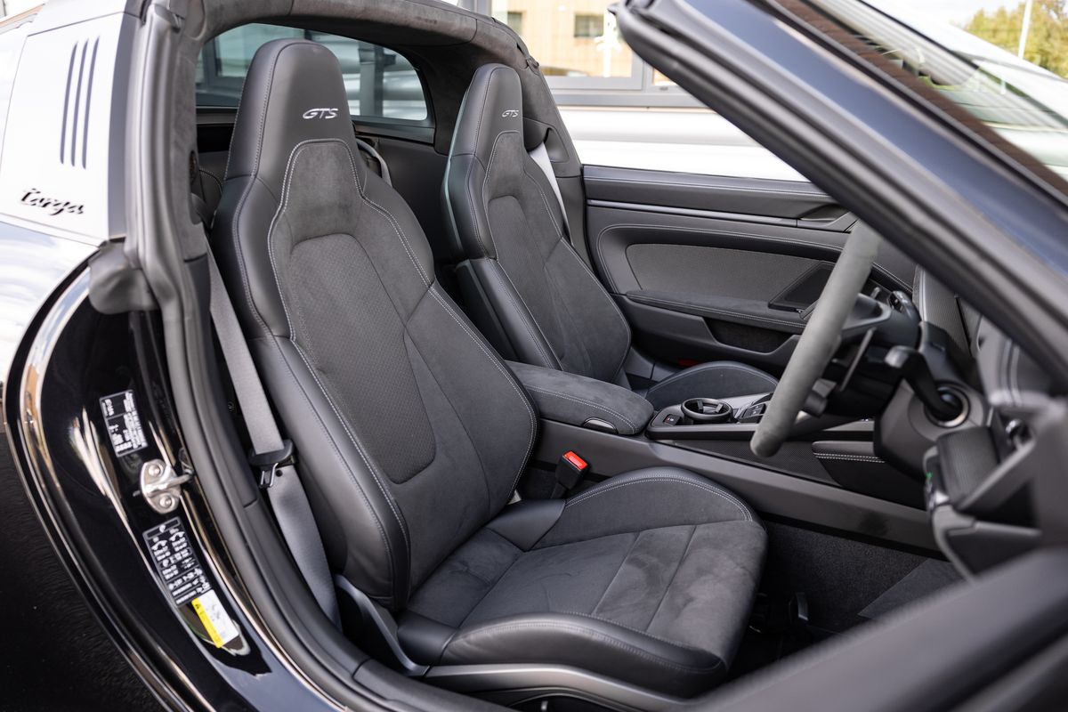 2025 Porsche 911 (992.2) Targa 4 GTS