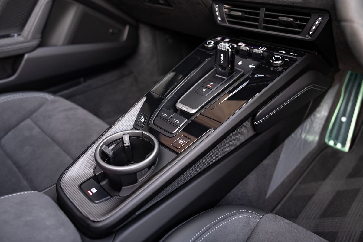 2025 Porsche 911 (992.2) Targa 4 GTS