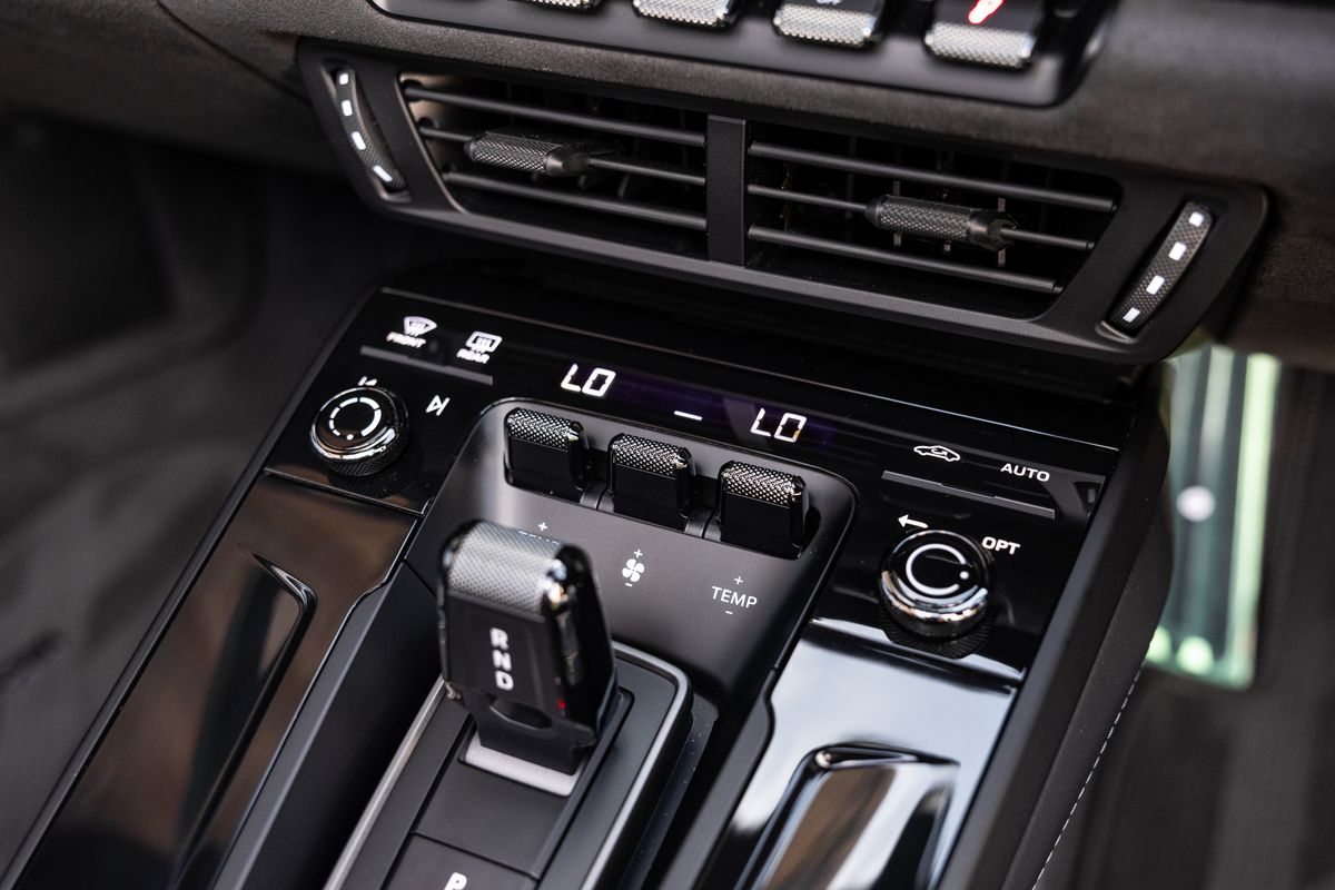 2025 Porsche 911 (992.2) Targa 4 GTS