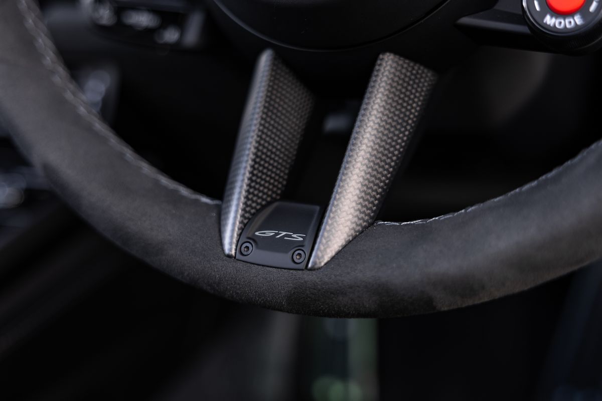 2025 Porsche 911 (992.2) Targa 4 GTS