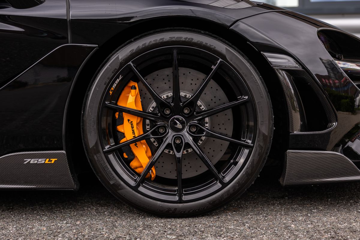 2022 McLaren 765LT Spider