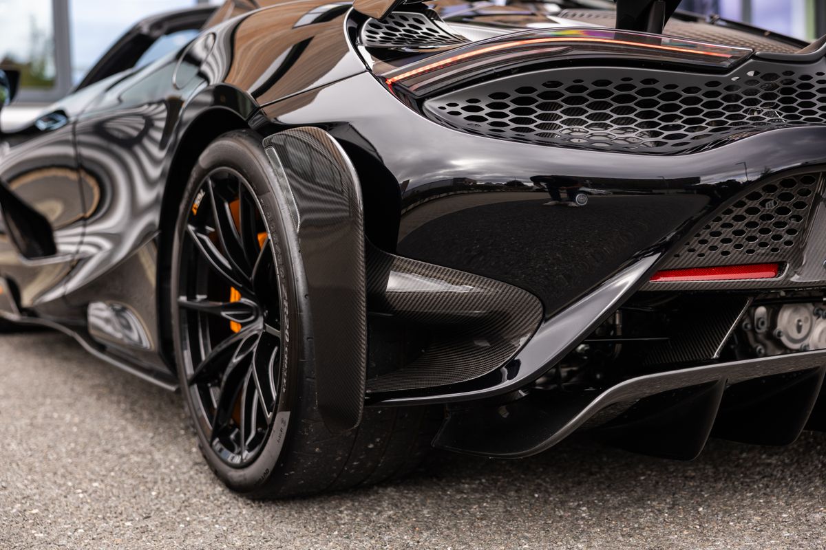 2022 McLaren 765LT Spider