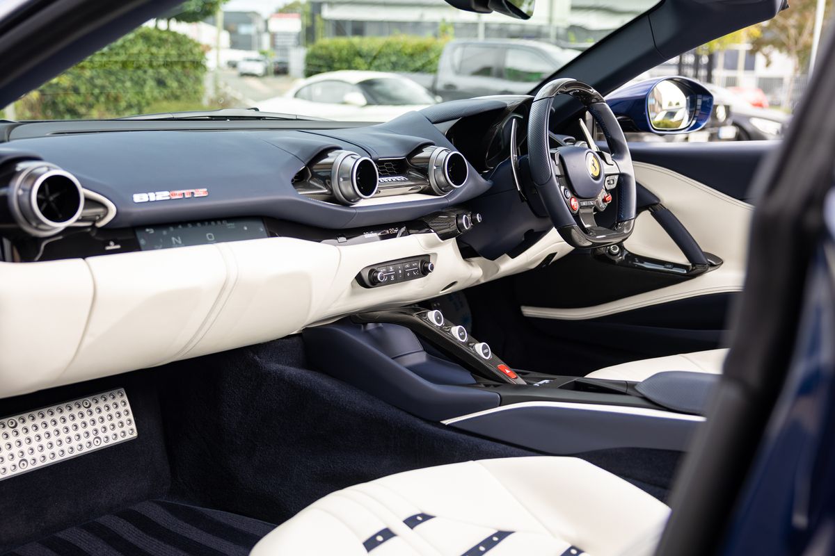 2021 Ferrari 812 GTS