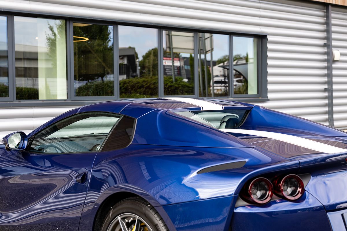 2021 Ferrari 812 GTS
