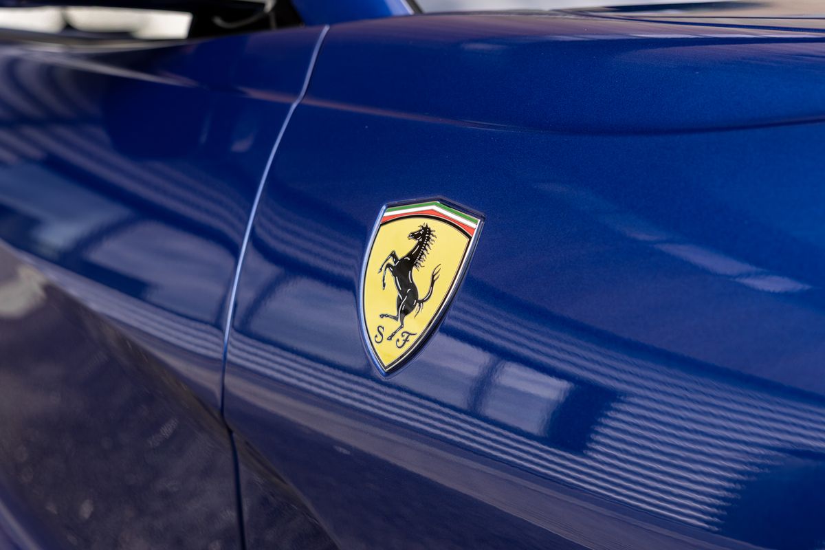2021 Ferrari 812 GTS