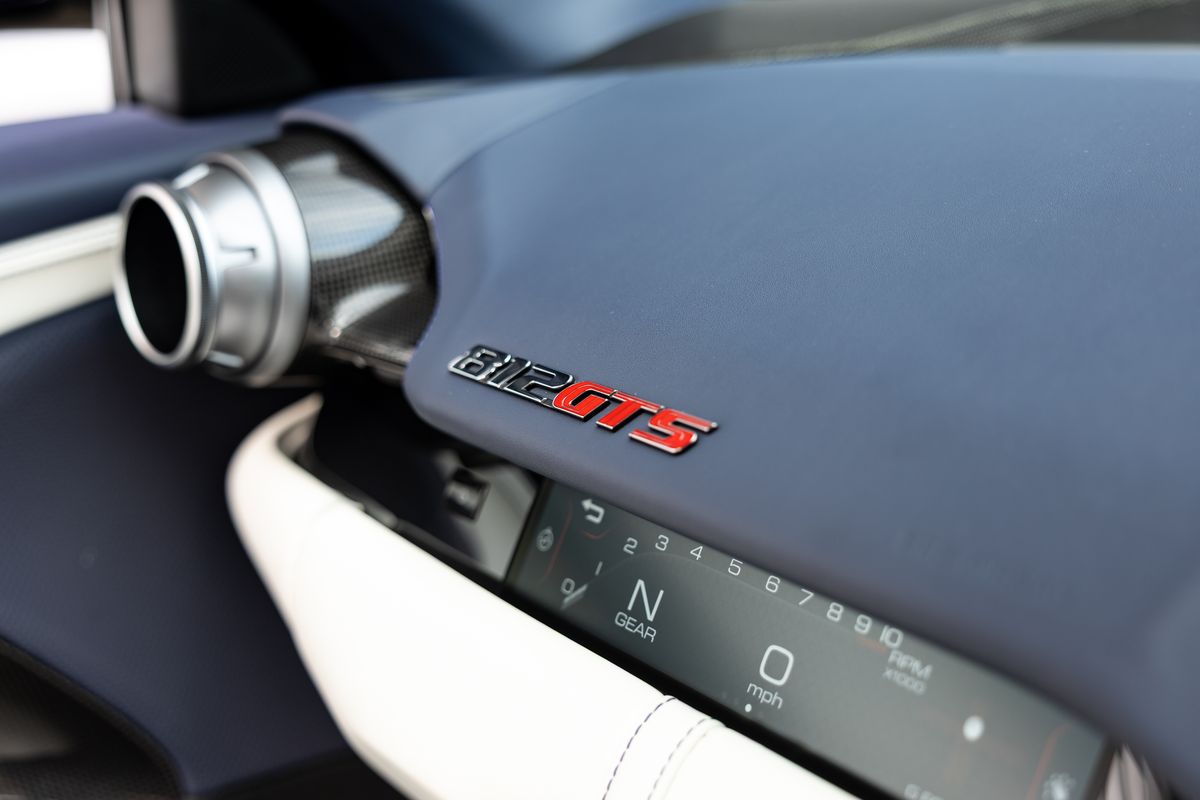 2021 Ferrari 812 GTS