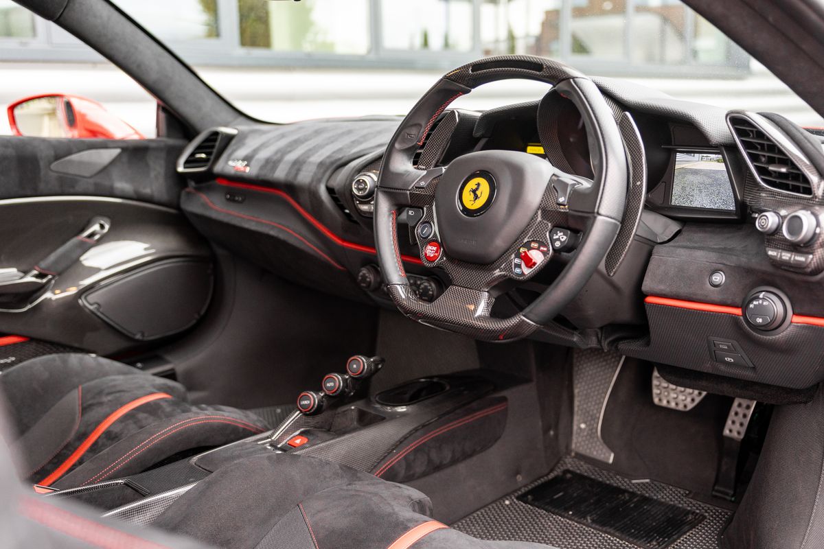 2019 Ferrari 488 Pista