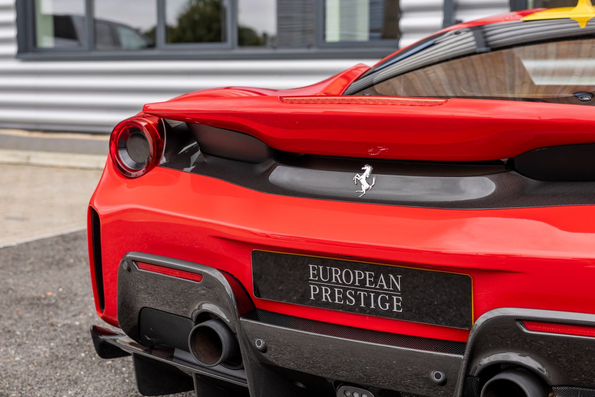 2019 Ferrari 488 Pista