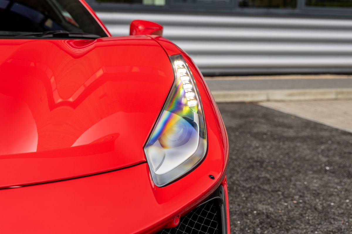 2019 Ferrari 488 Pista