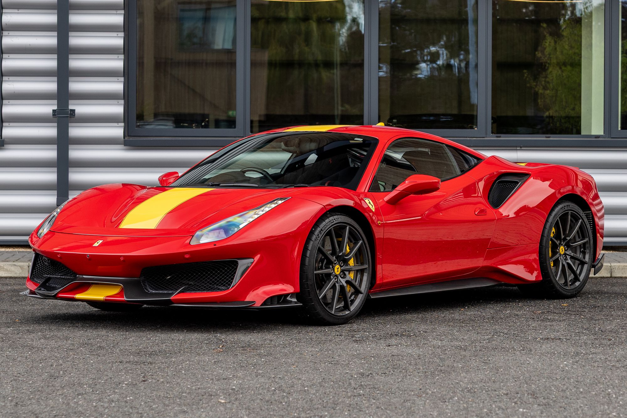 2019 Ferrari 488 Pista