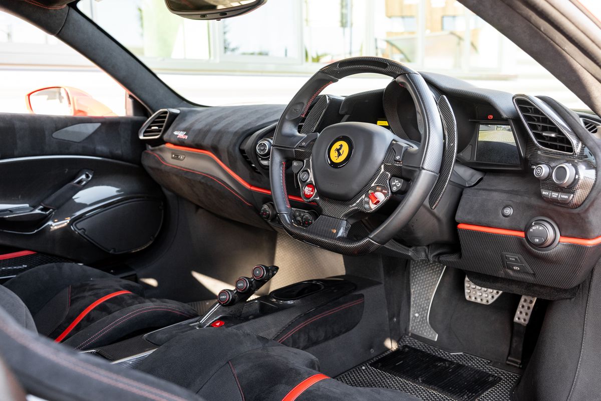 2019 Ferrari 488 Pista