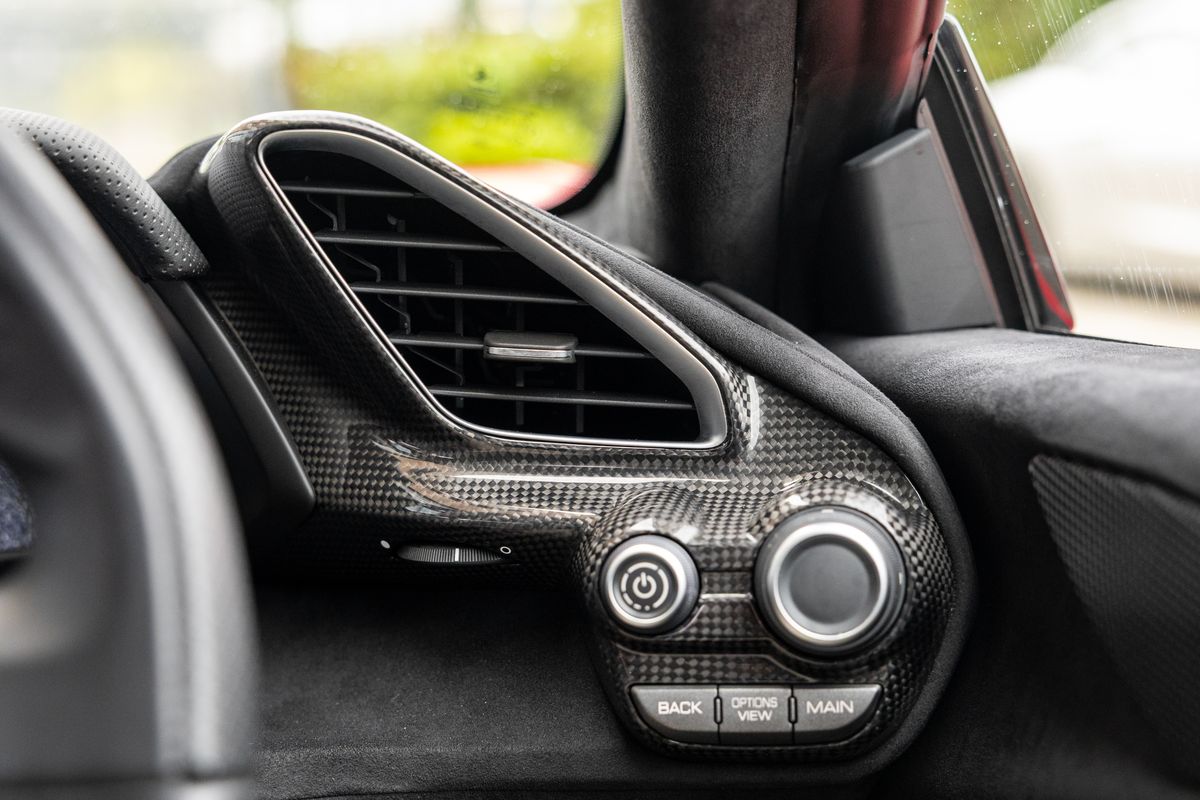 2019 Ferrari 488 Pista