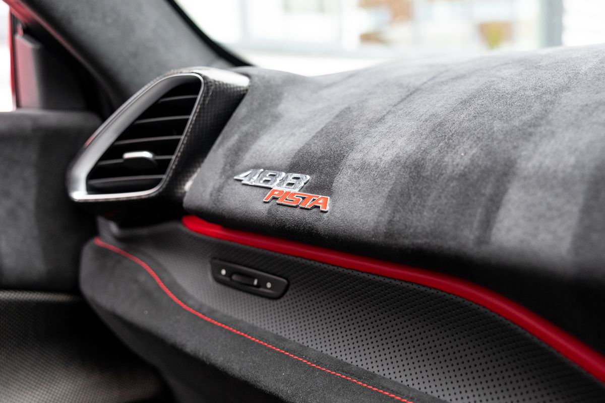 2019 Ferrari 488 Pista