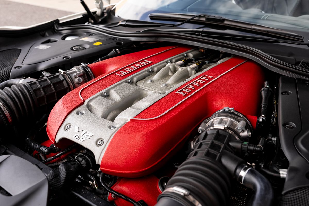 2021 Ferrari 812 GTS
