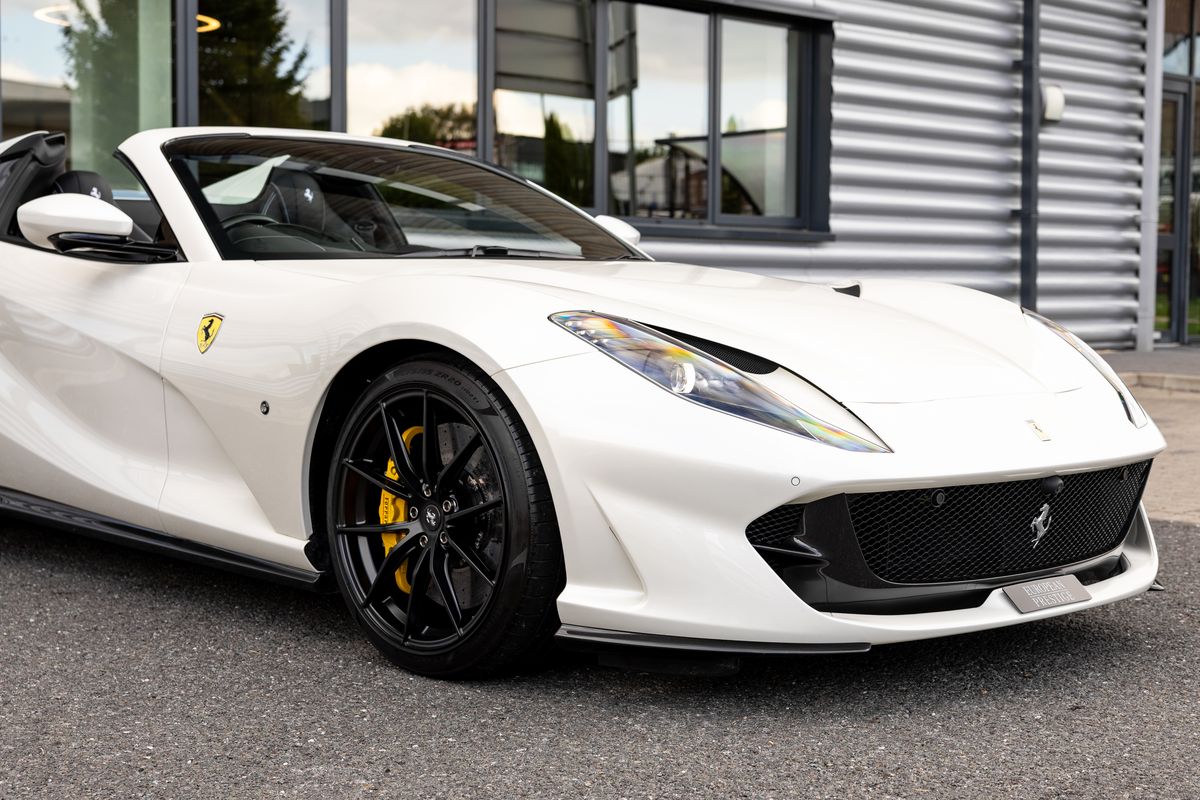 2021 Ferrari 812 GTS