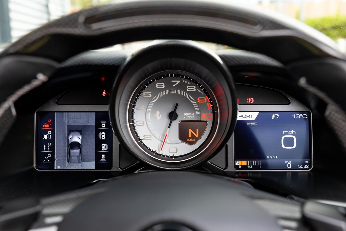 2021 Ferrari 812 GTS