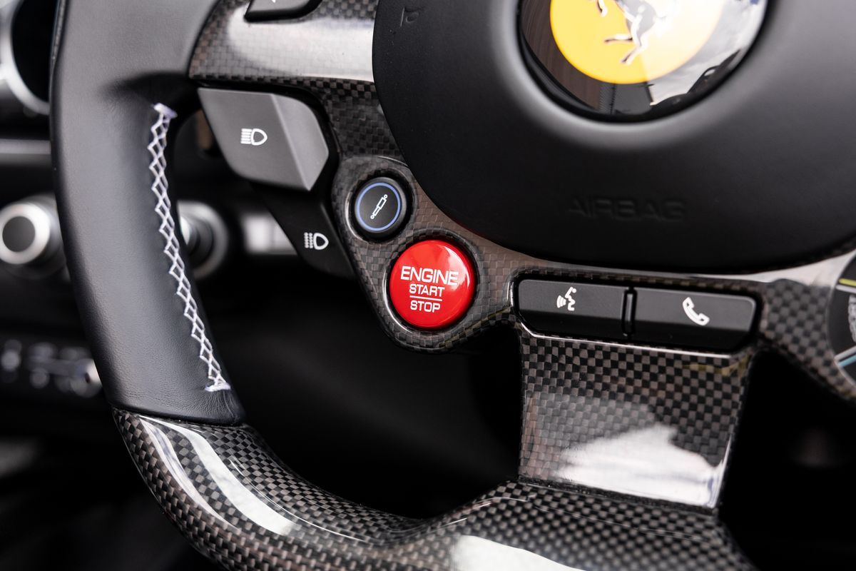 2021 Ferrari 812 GTS