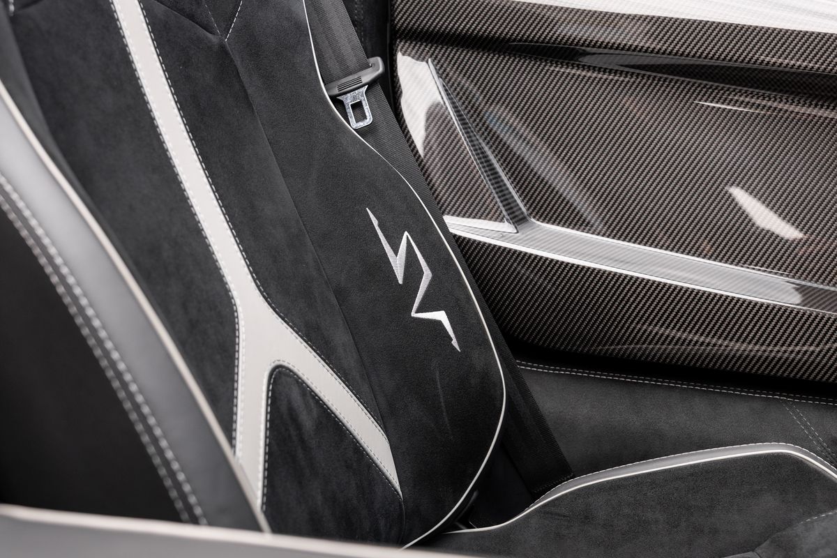 2016 Lamborghini Aventador SV Roadster