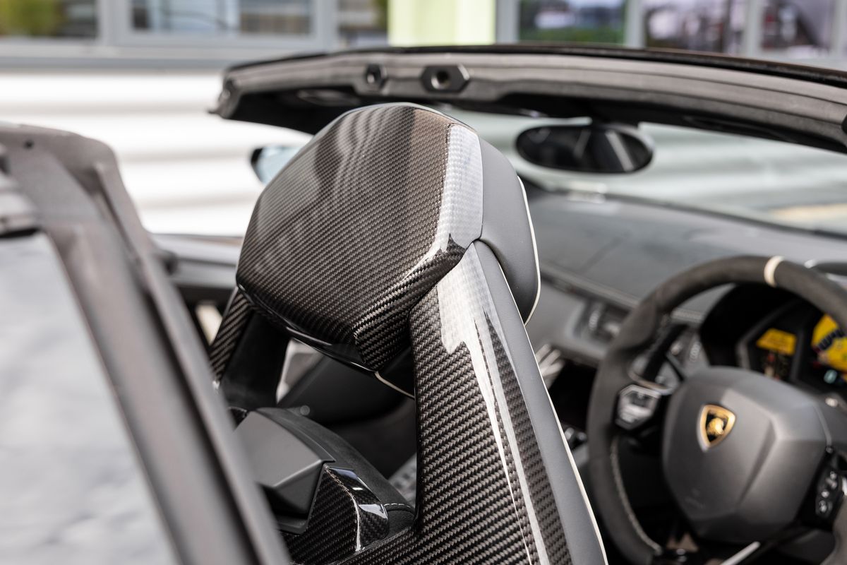 2016 Lamborghini Aventador SV Roadster
