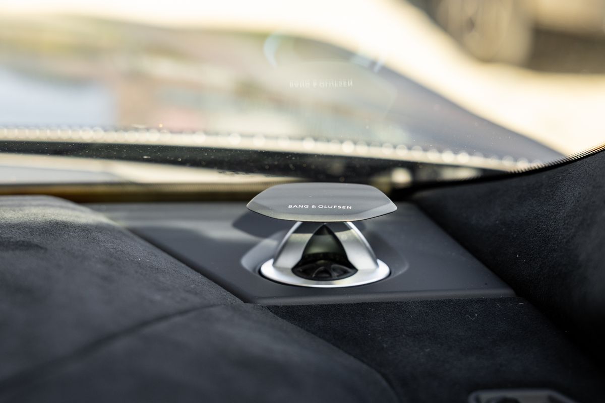 2023 Lamborghini Urus Performante