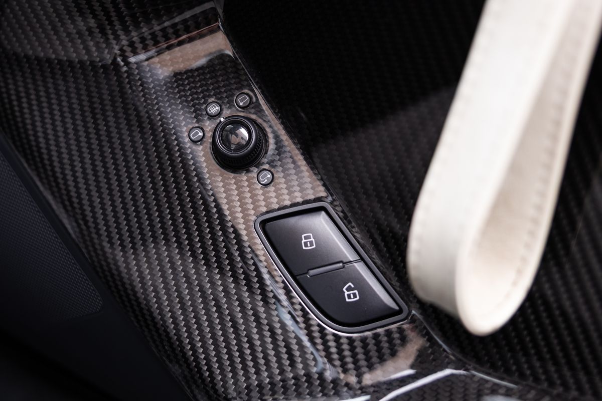 2016 Lamborghini Aventador SV Roadster