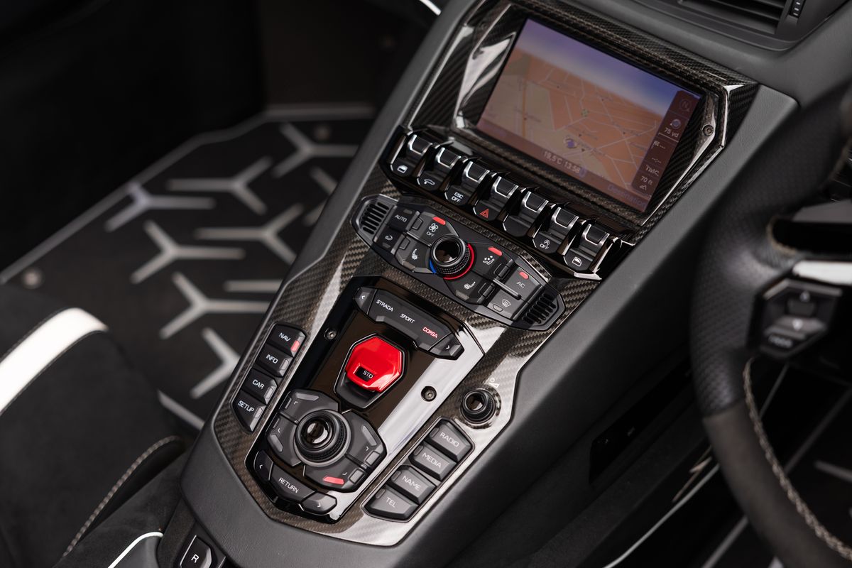 2016 Lamborghini Aventador SV Roadster