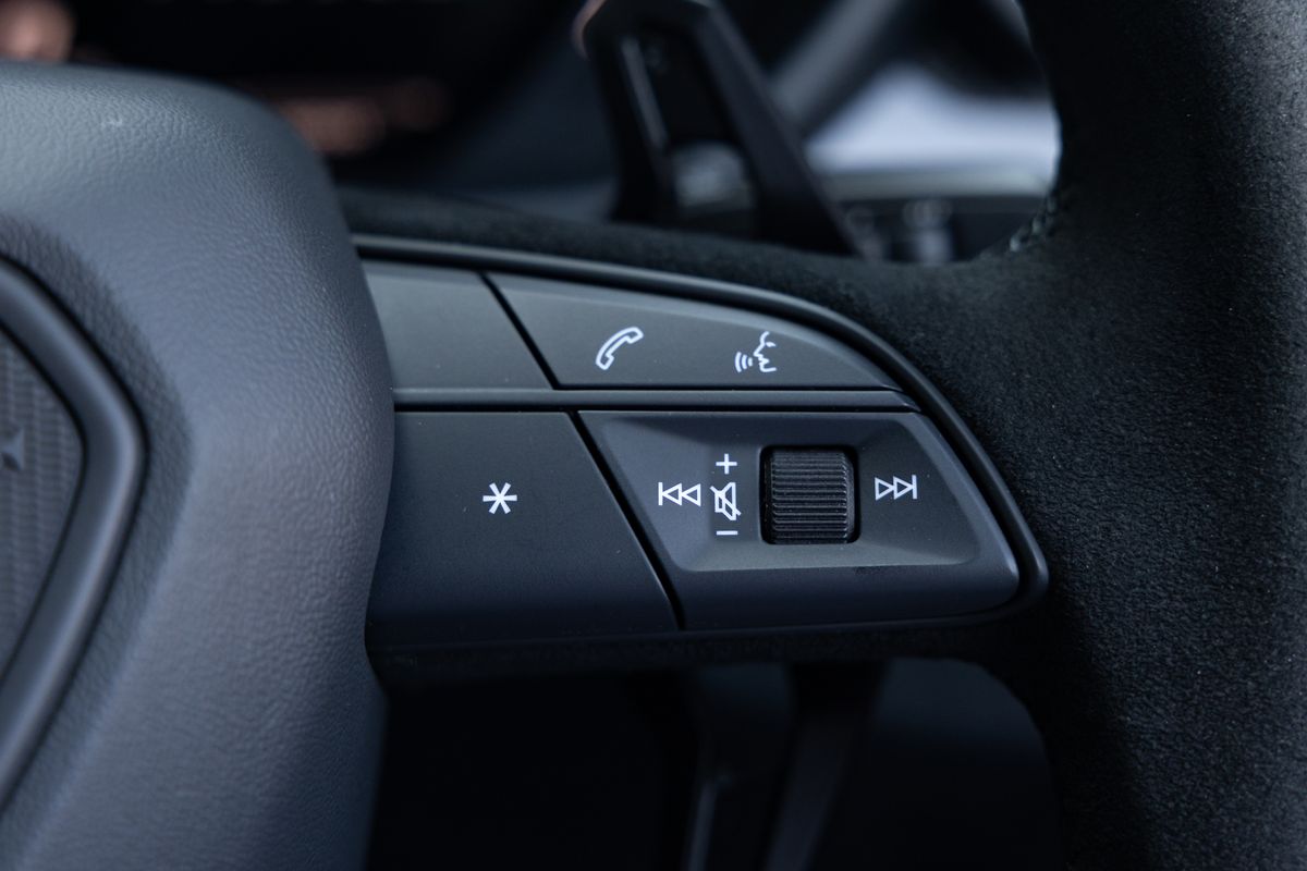 2024 Lamborghini Urus Performante