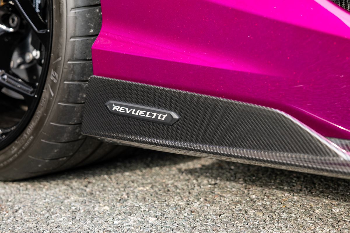2024 Lamborghini Revuelto