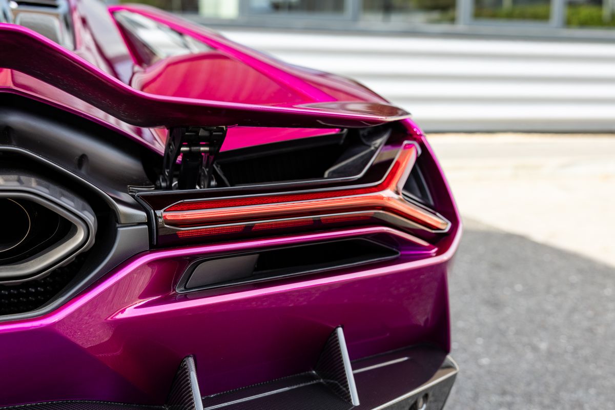 2024 Lamborghini Revuelto