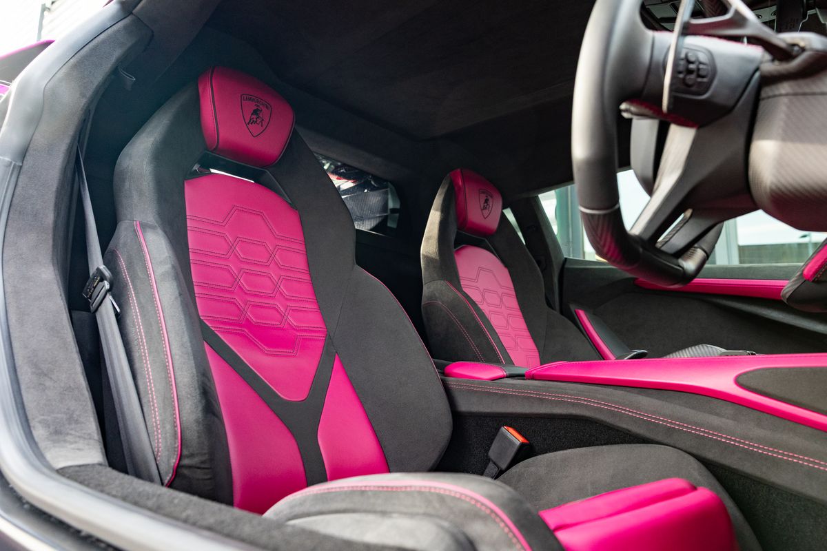 2024 Lamborghini Revuelto