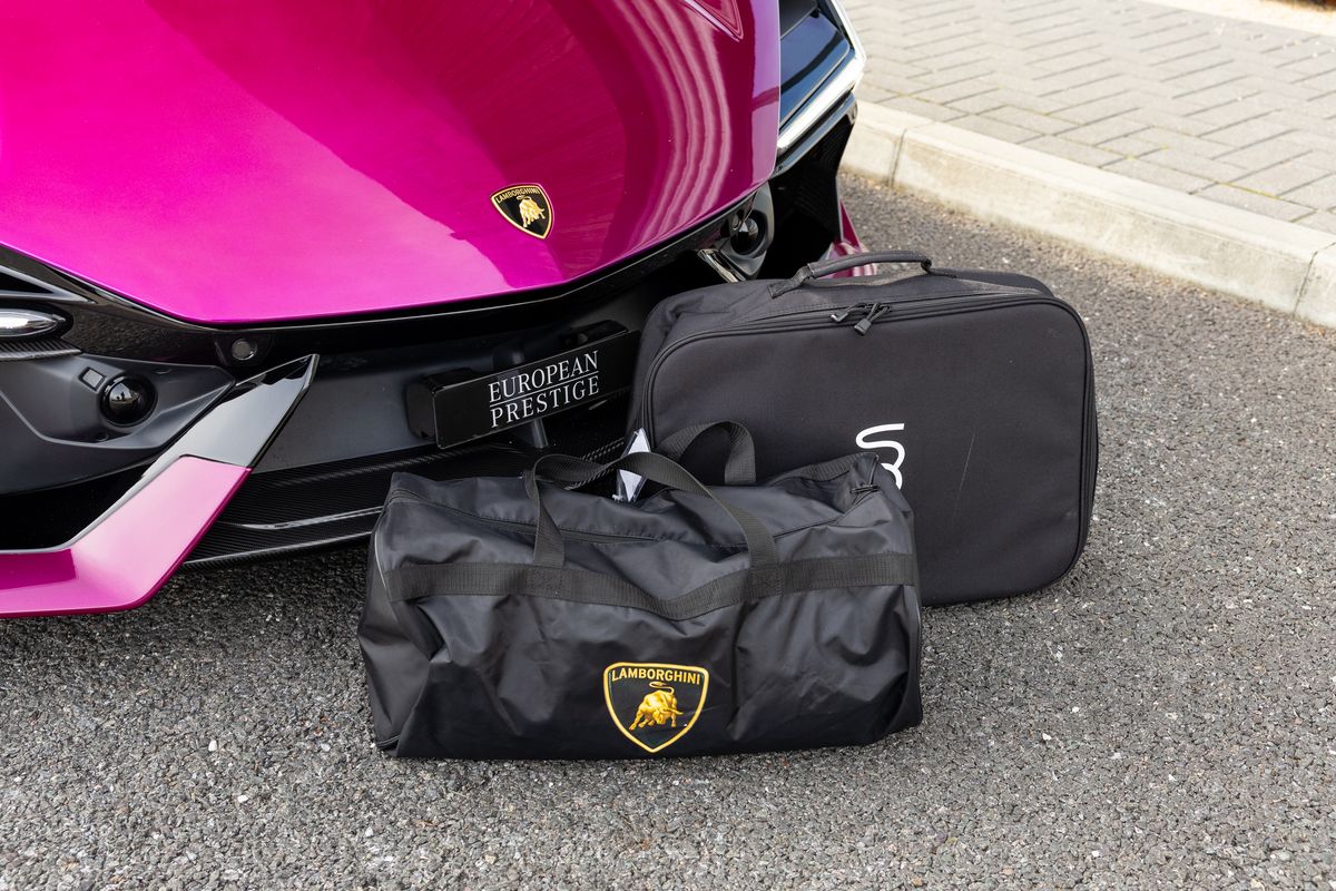 2024 Lamborghini Revuelto