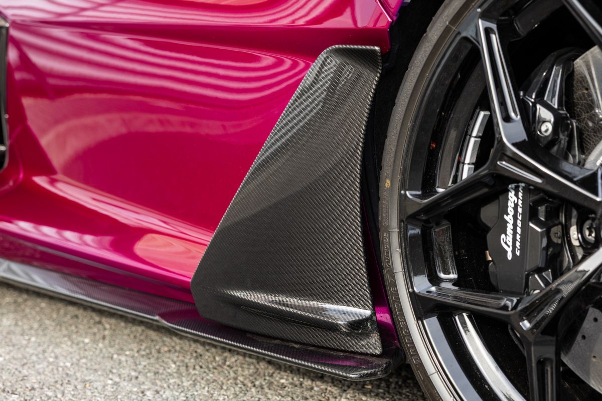 2024 Lamborghini Revuelto