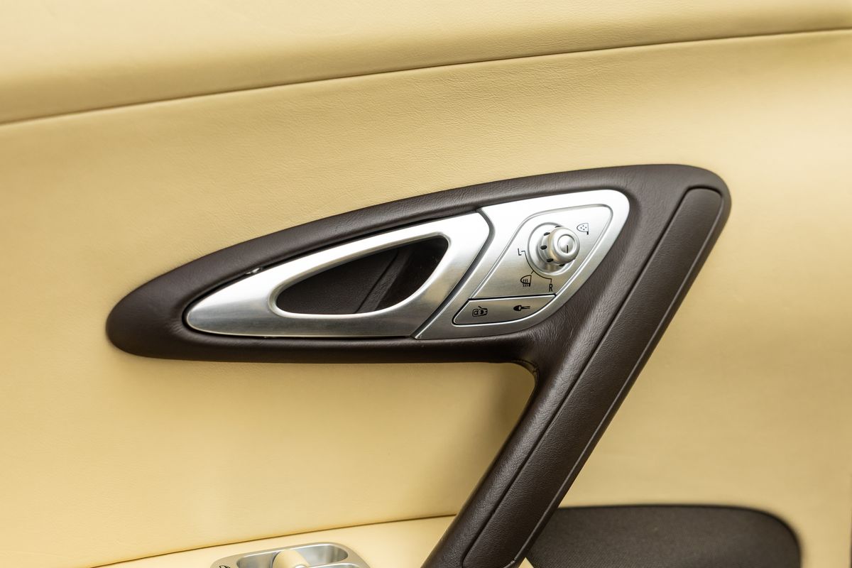 2009 Bugatti Veyron 16.4