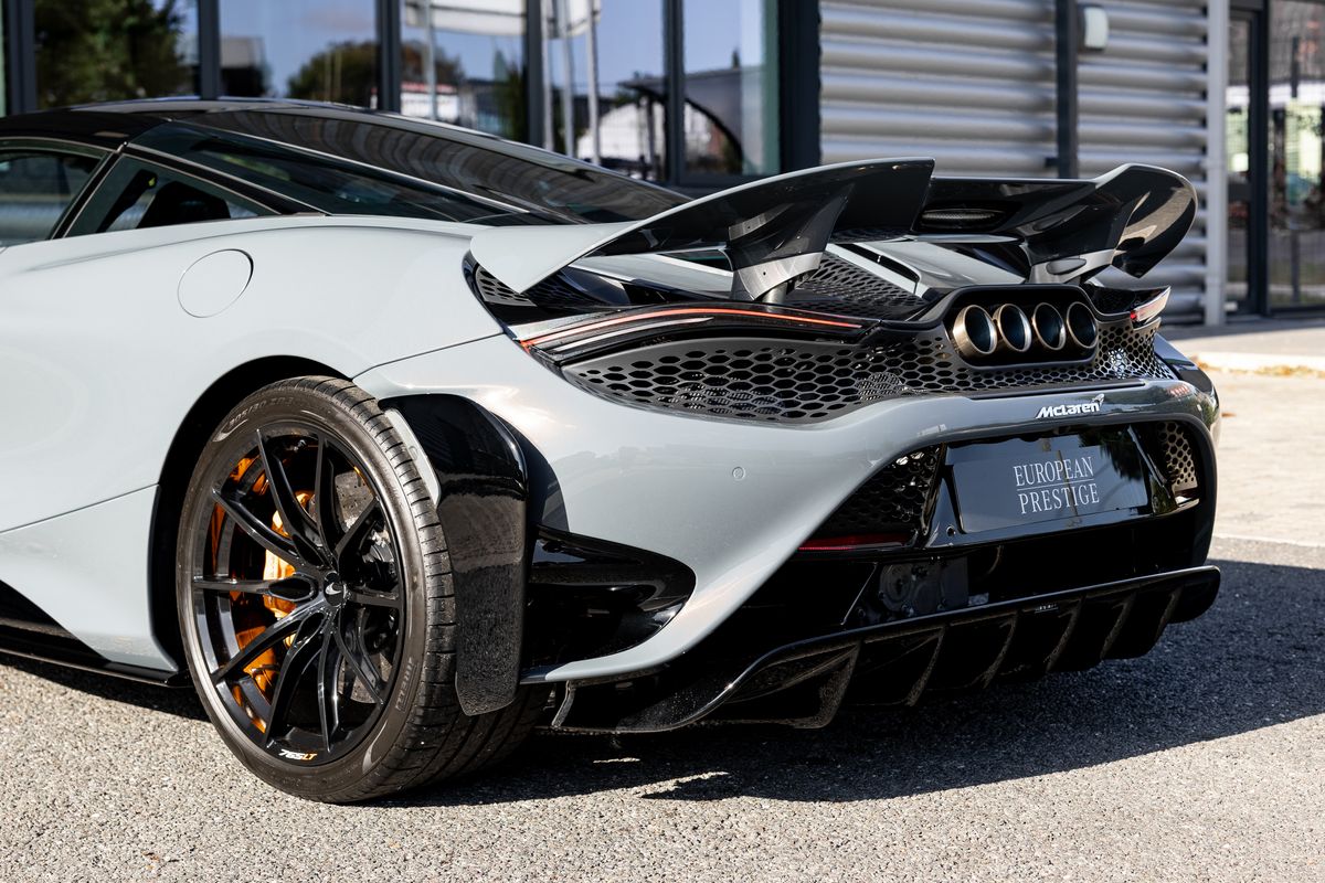 2021 McLaren 765LT