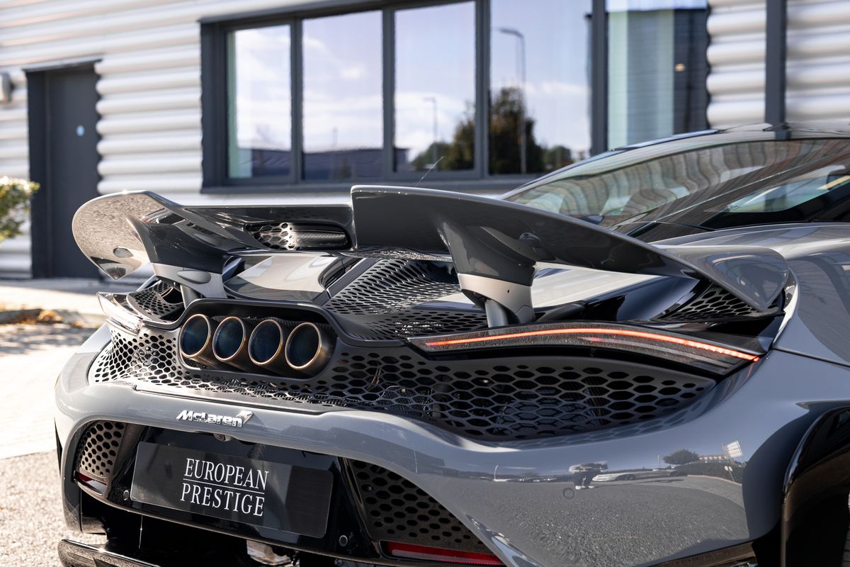 2021 McLaren 765LT