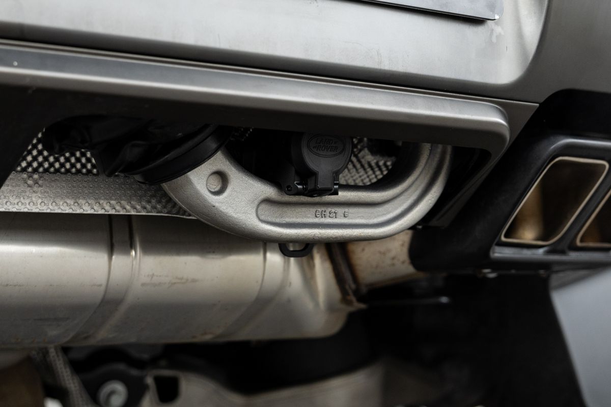 2025 Land Rover Defender 110 OCTA Edition One