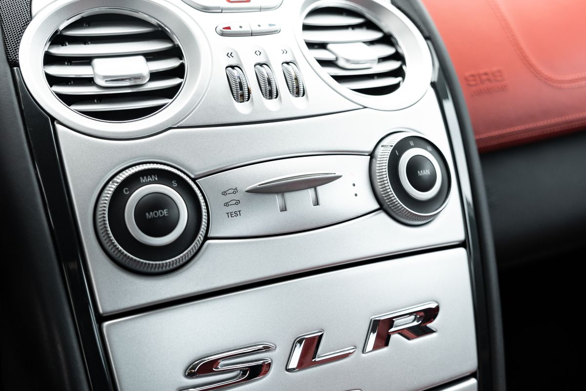 2005 Mercedes-Benz SLR McLaren