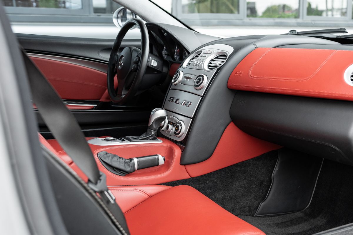 2005 Mercedes-Benz SLR McLaren
